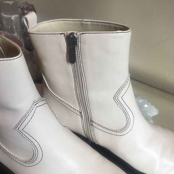 Circus by Sam Edelman Cream Booties - Picture 8 of 8